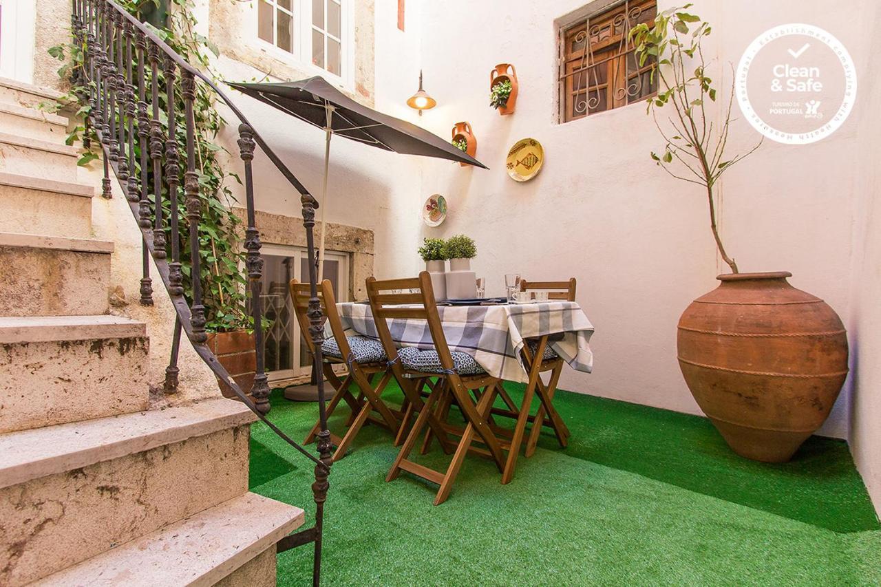 Appartamento Bairro Alto Vintage By Homing Lisbona Esterno foto