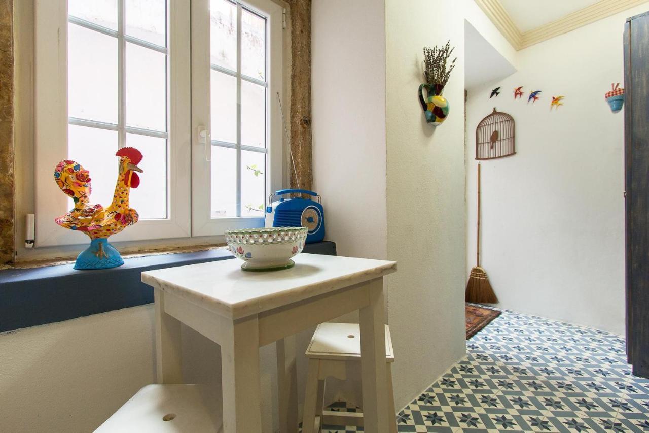 Appartamento Bairro Alto Vintage By Homing Lisbona Esterno foto
